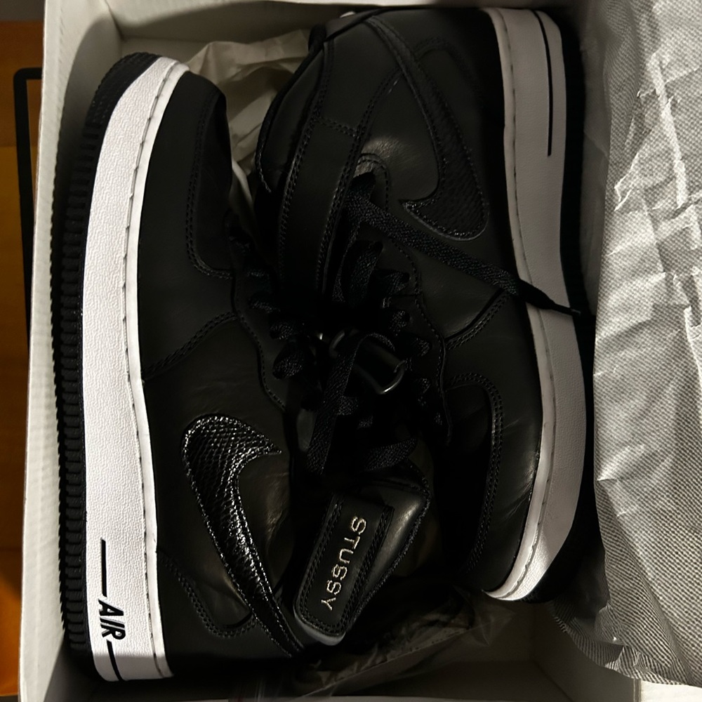 Nike af1 high stussy size 7.5